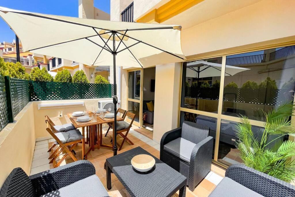 Oleholidays 603 Romana Playa Primera Linea Playa Marbella Exterior foto