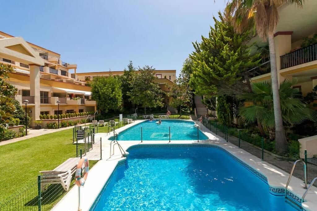 Oleholidays 603 Romana Playa Primera Linea Playa Marbella Exterior foto